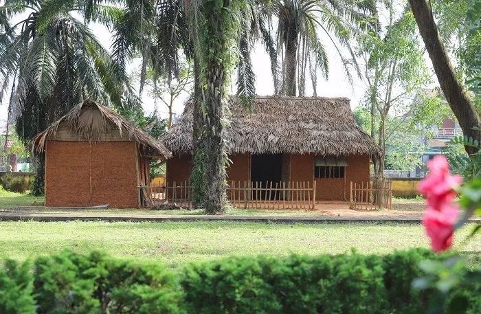 Bên trong Khu lưu niệm Đại thi hào Nguyễn Du