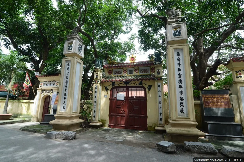 Cổng Đình Phương Liệt