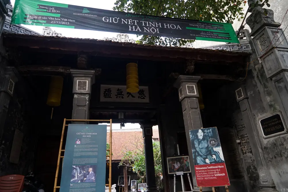 Cổng Đình Kim Ngân