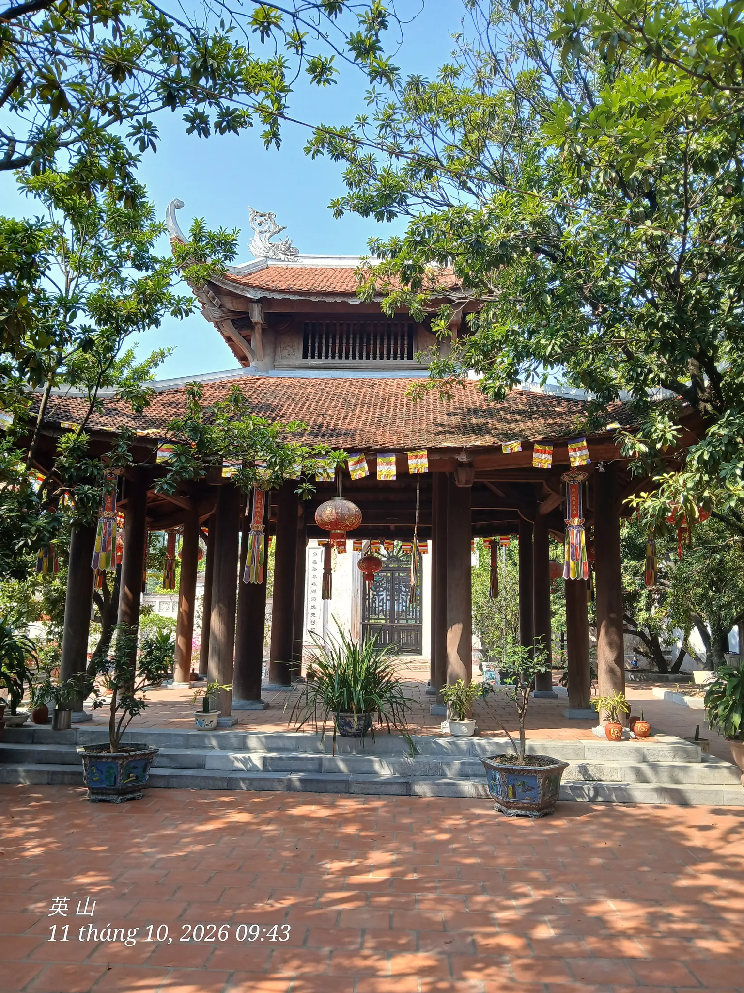 Phương đình chùa Hòe Thị