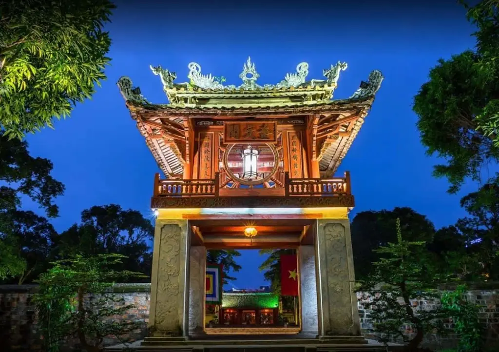 Khuê Văn Các tại Văn Miếu - Quốc Tử Giám