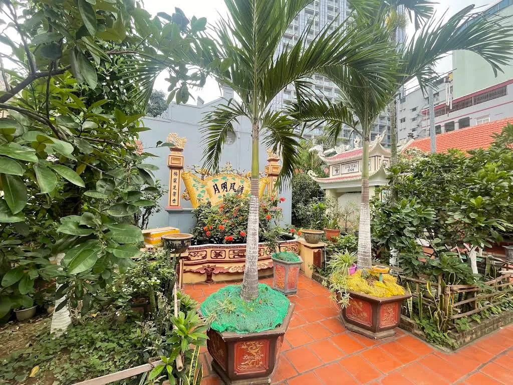 Không gian cảnh quan Chùa Đản Cơ (chùa Nền)