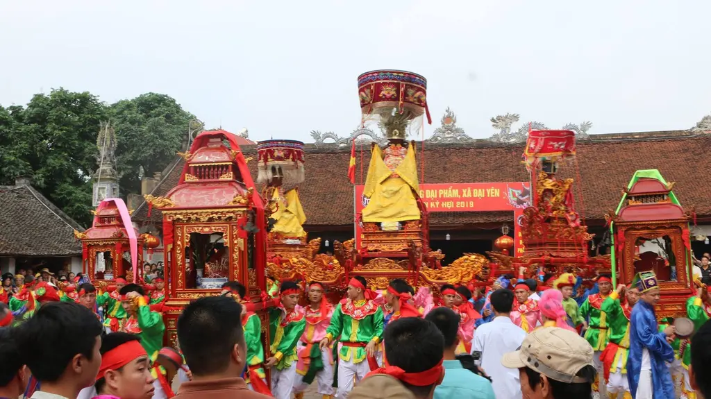 Kiệu Thánh tại Hội làng Đại Phẩm