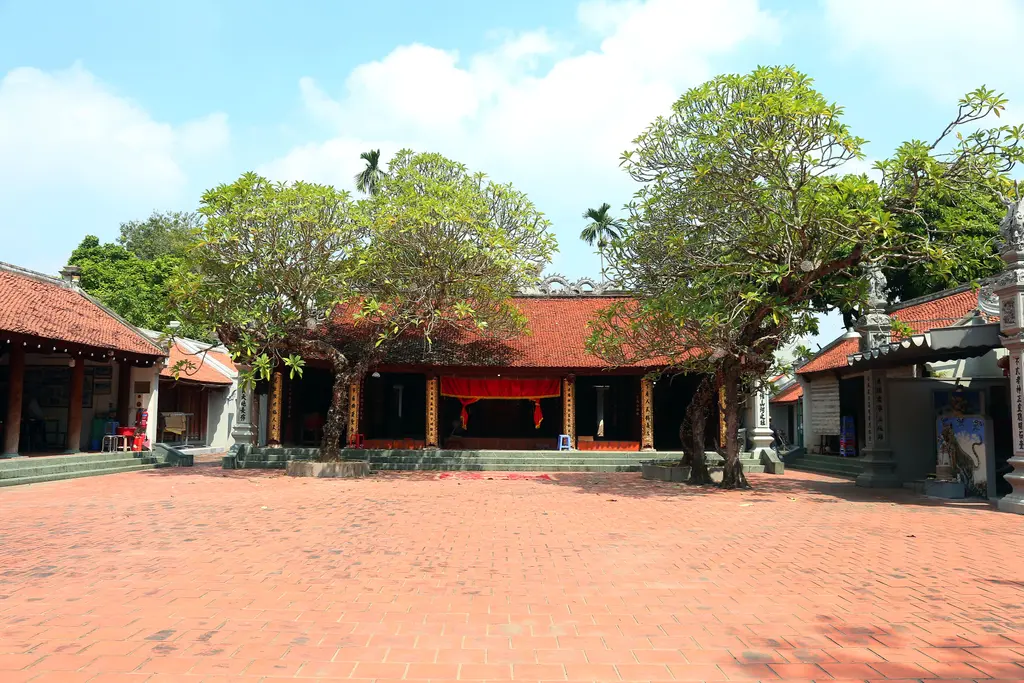 Không gian cảnh quan đình Hòe Thị