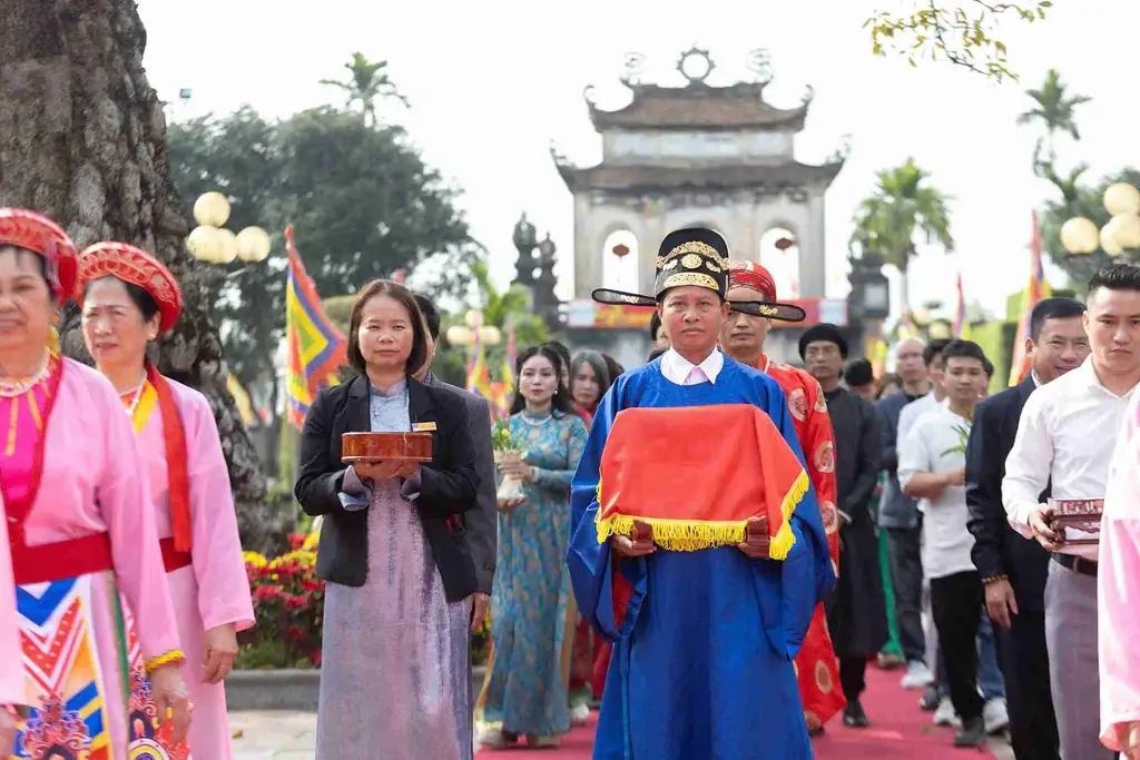 Lễ dâng chữ, dâng trà truyền thống tại Lễ hội Văn Miếu Mao Điền