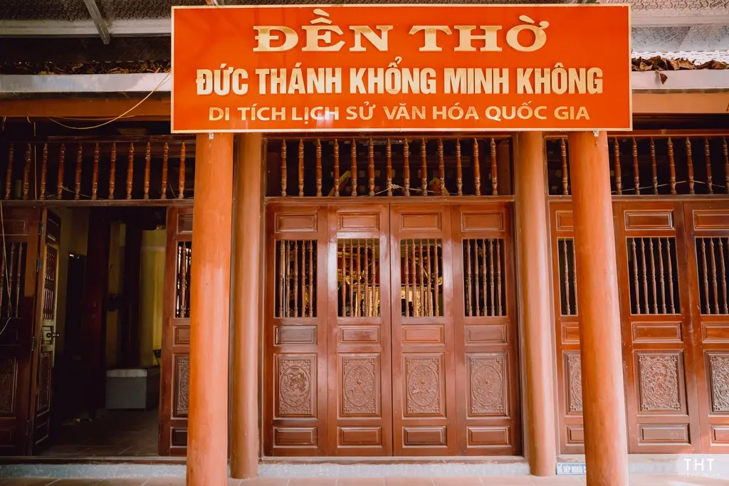 Cận cảnh Chùa Phả Lại