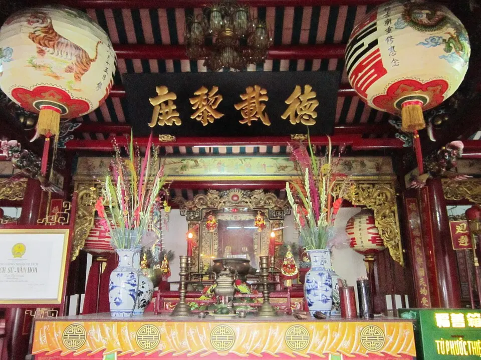 Cảnh quan kiến trúc di tích kiến trúc Phước Đức Cổ Miếu (miếu Ông Bổn)
