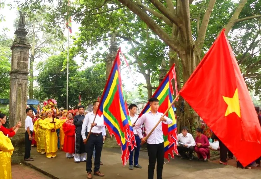 Đoàn rước tại Lễ hội Đền Lục Giáp