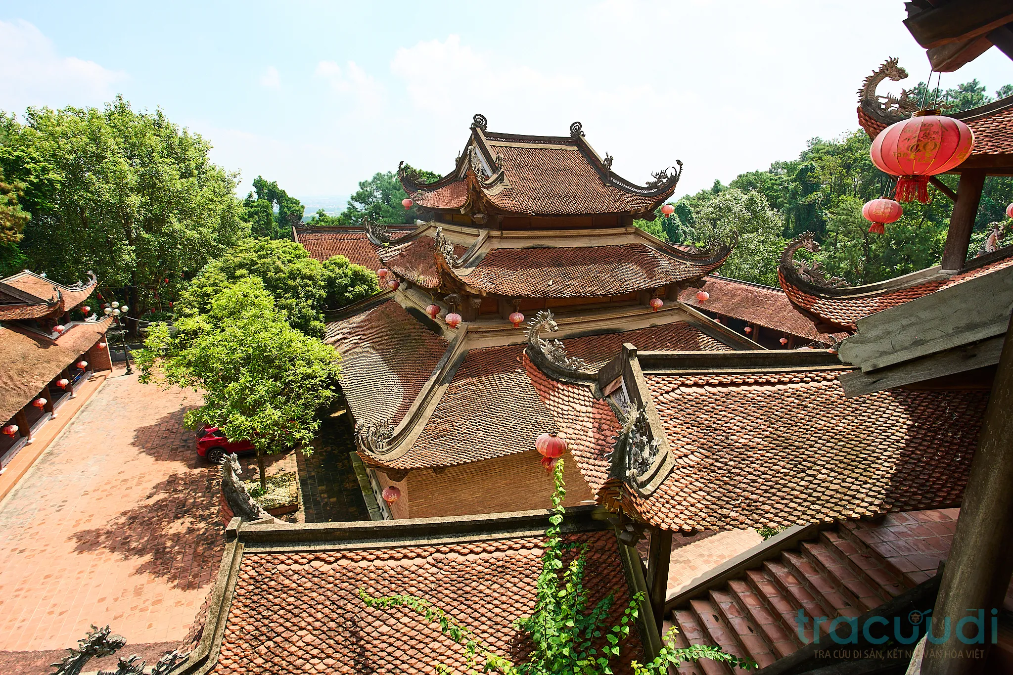 Không gian cảnh quan di tích Chùa Non Nước