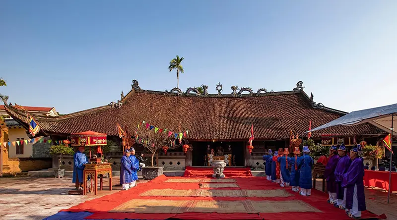 Quang cảnh lễ tế tại Hội đình Tường Phiêu