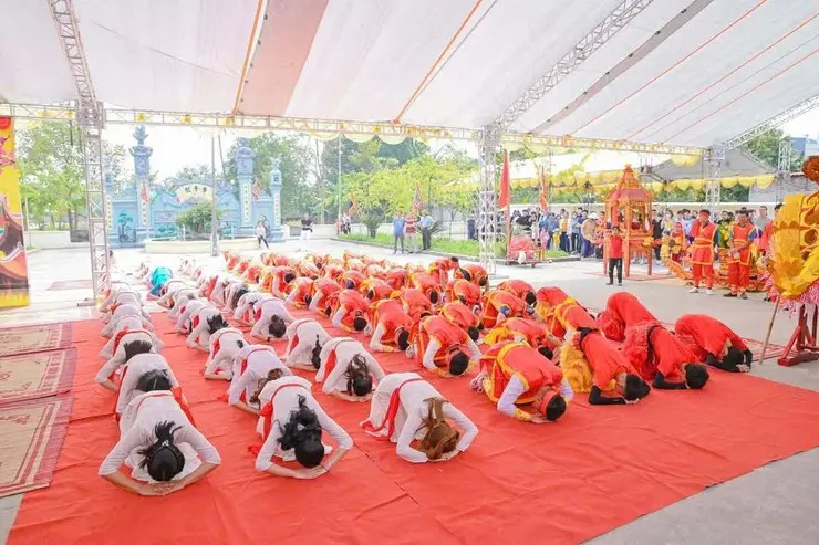 Nghi lễ tại Hội đình làng Lương Xá