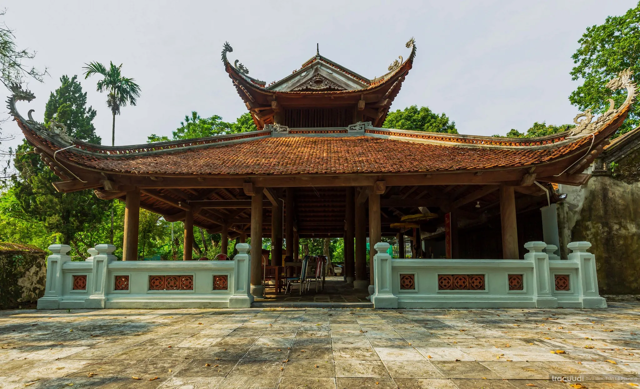 Không gian cảnh quan Đền Đức Thánh Cả