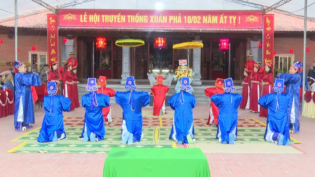 Lễ tế trong Lễ hội truyền thống Xuân Phả