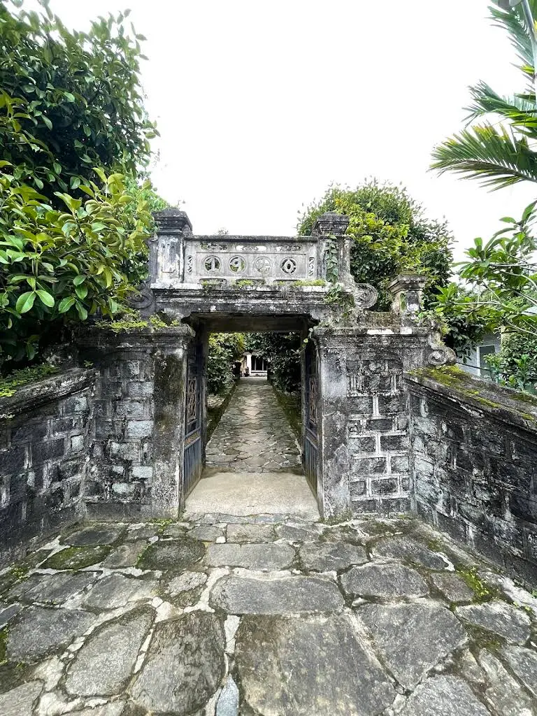 Cảnh quan Làng Cổ Lộc Yên