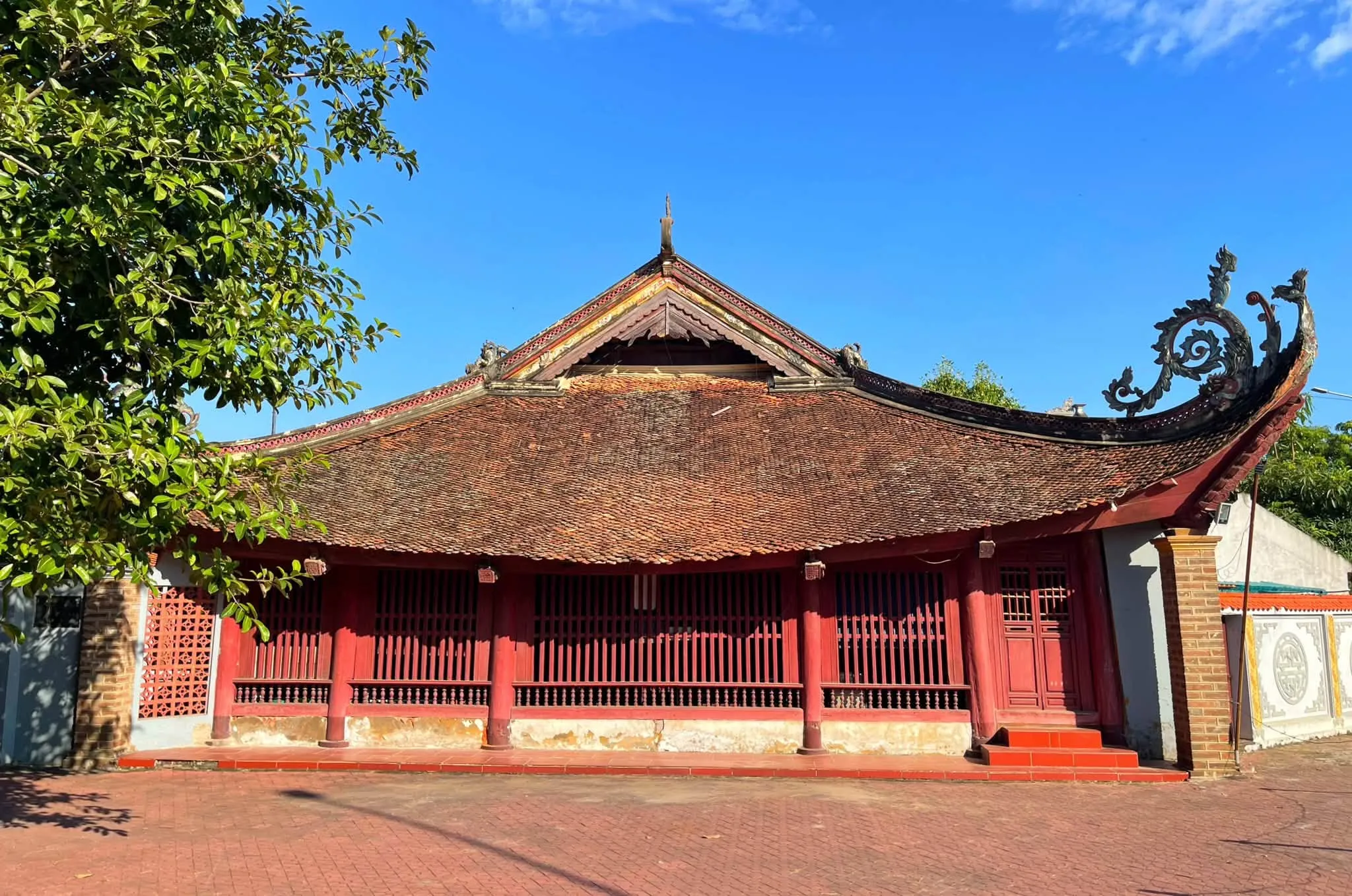 Cận cảnh đình Tam Tảo