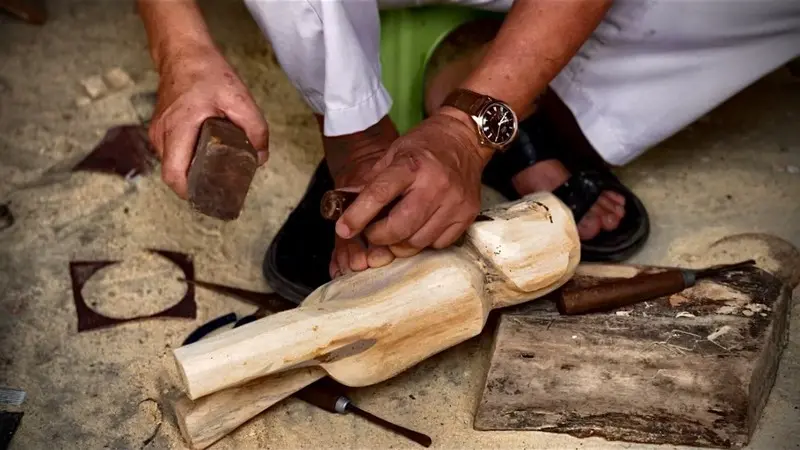 Công đoạn chế tạo rối nước