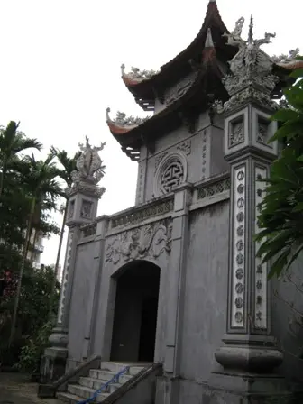 Tam quan Chùa Kim Sơn