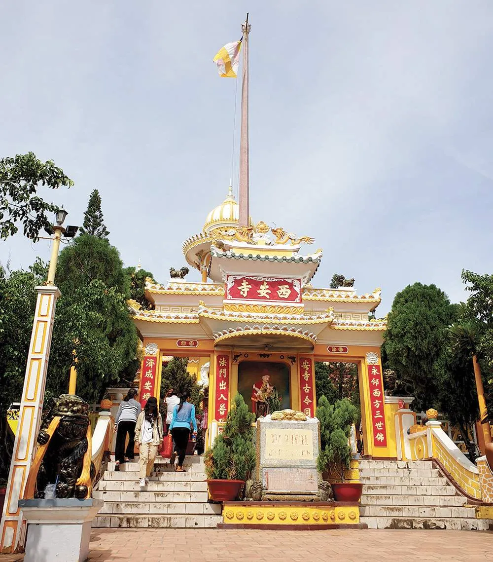 Quang cảnh tại Chùa Tây An
