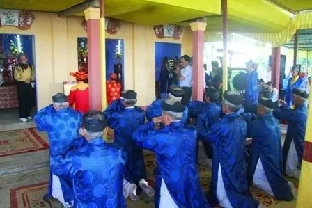 Lễ tế tại Lễ tế Bà Tơ
