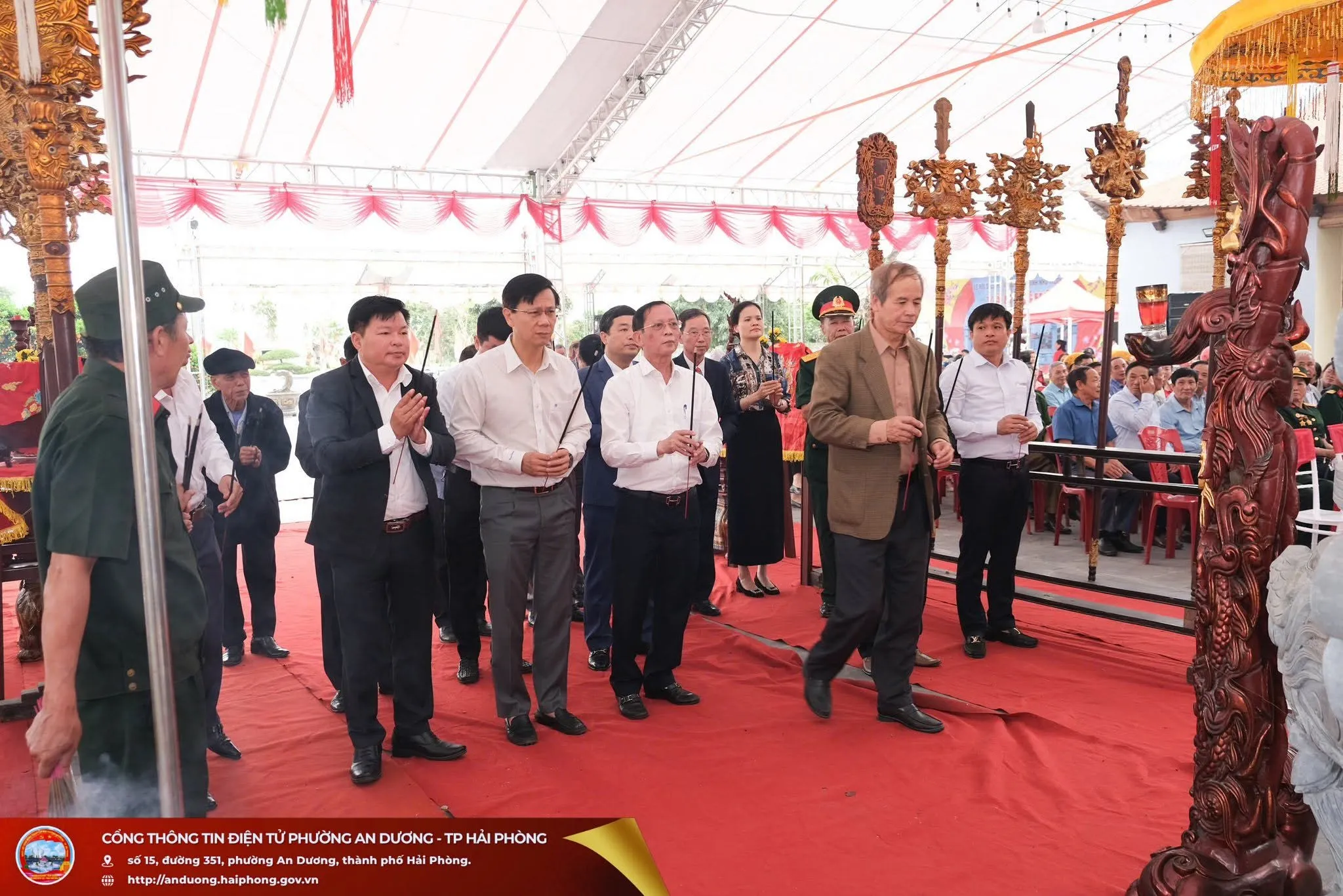 Lễ dâng hương tại Lễ hội đình Nhu Thượng