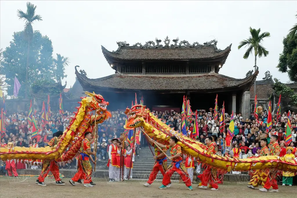 Tiết mục múa rồng Hội đình So