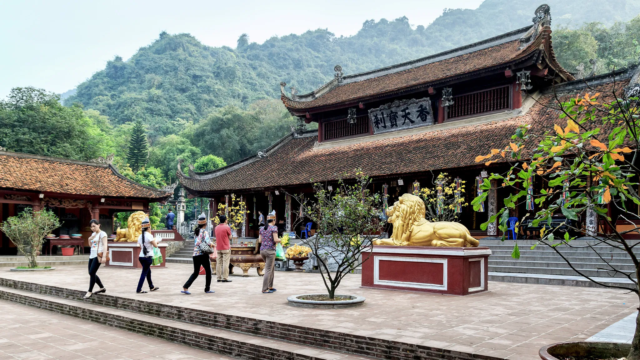 Chùa Thiên Trù trong quần thể chùa Hương