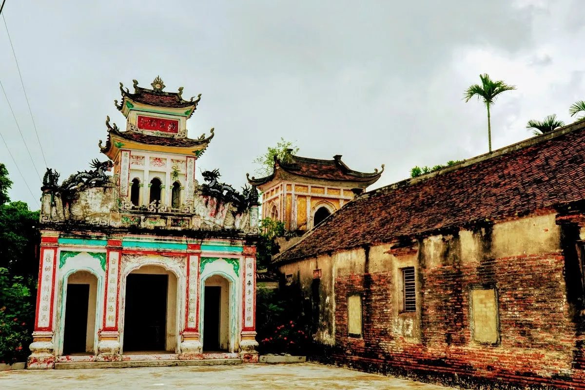 Cảnh quan Chùa Cổ Chất