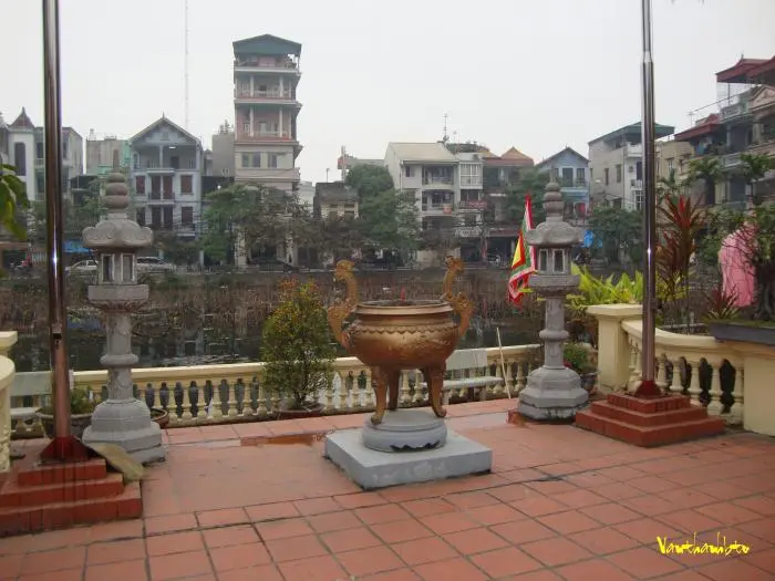 Không gian cảnh quan di tích Đình Ái Mộ