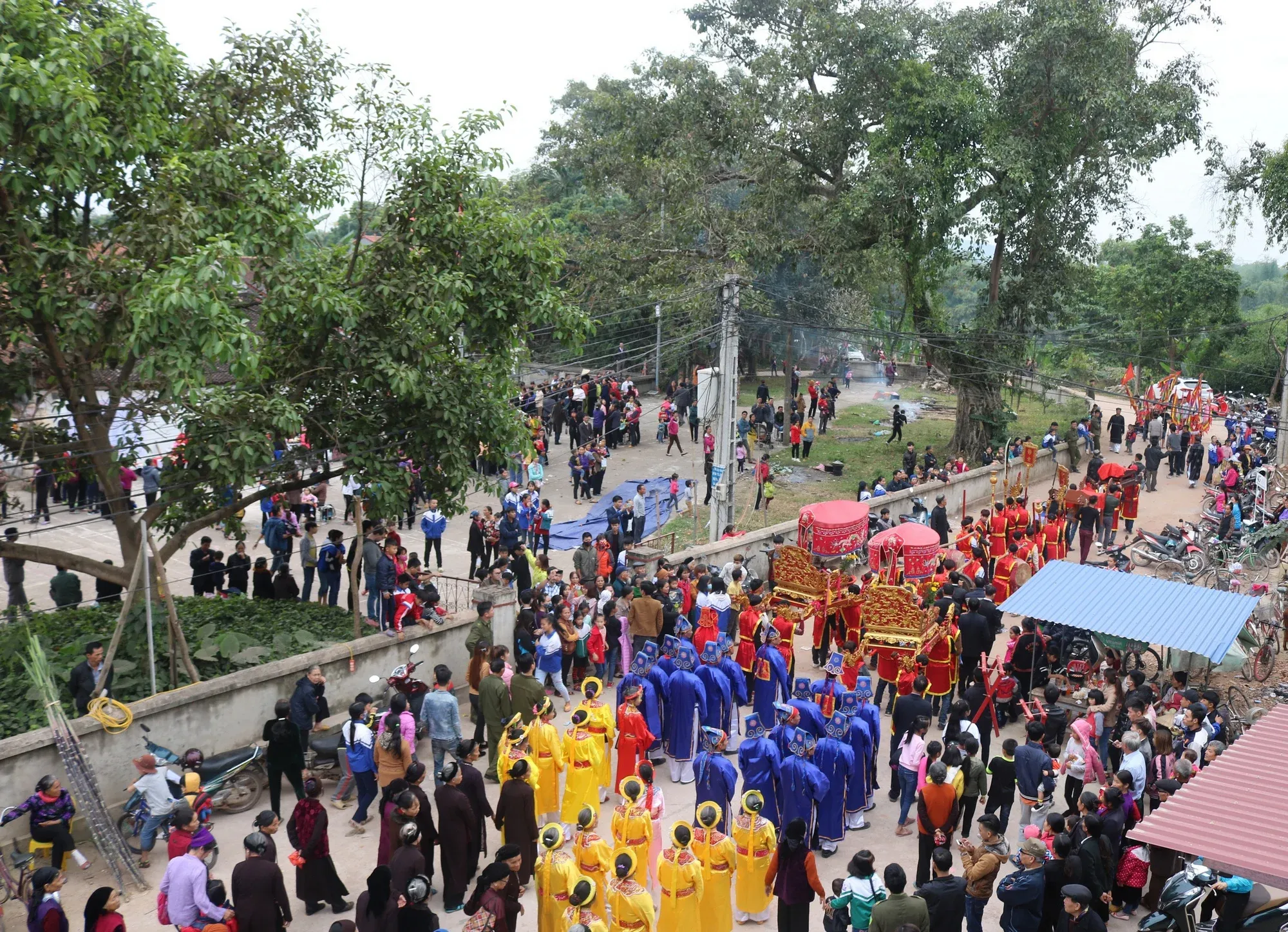 Quang cảnh Lễ hội Đình Phương Độ
