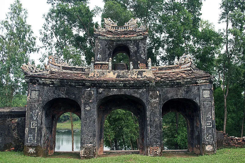 Cổng Điện Voi Ré