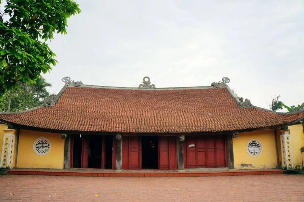 Cảnh quan Đình Hú