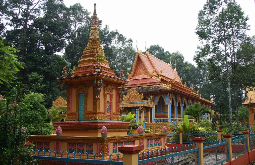 Quang cảnh Chùa Phướng