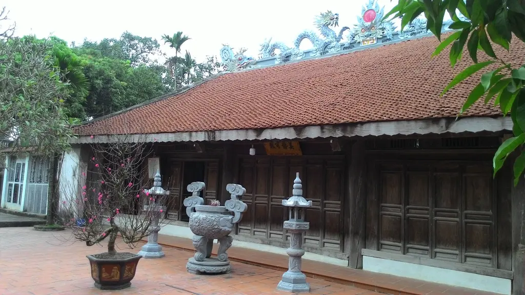 Cảnh quan Đình Siêu Quần