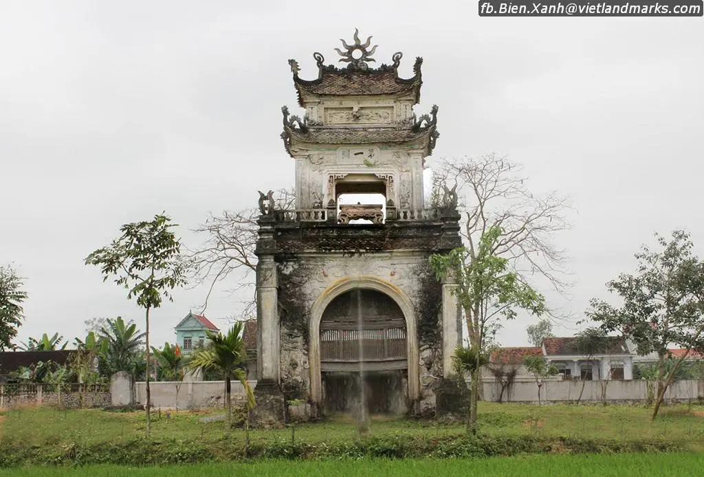Cổng Đền Đệ Nhất