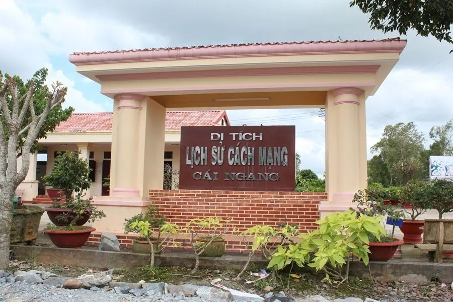 Bia Di Tích Lịch Sử Cách Mạng Cái Ngang