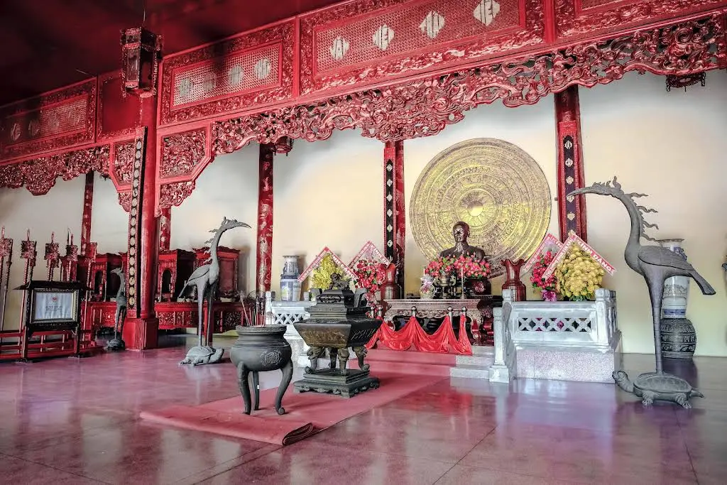 Cảnh quan bên trong di tích lịch sử Văn Miếu Trấn Biên