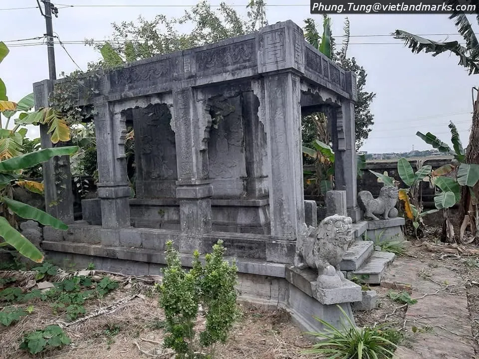 Không gian tại Lăng mộ Nguyễn Tuyên