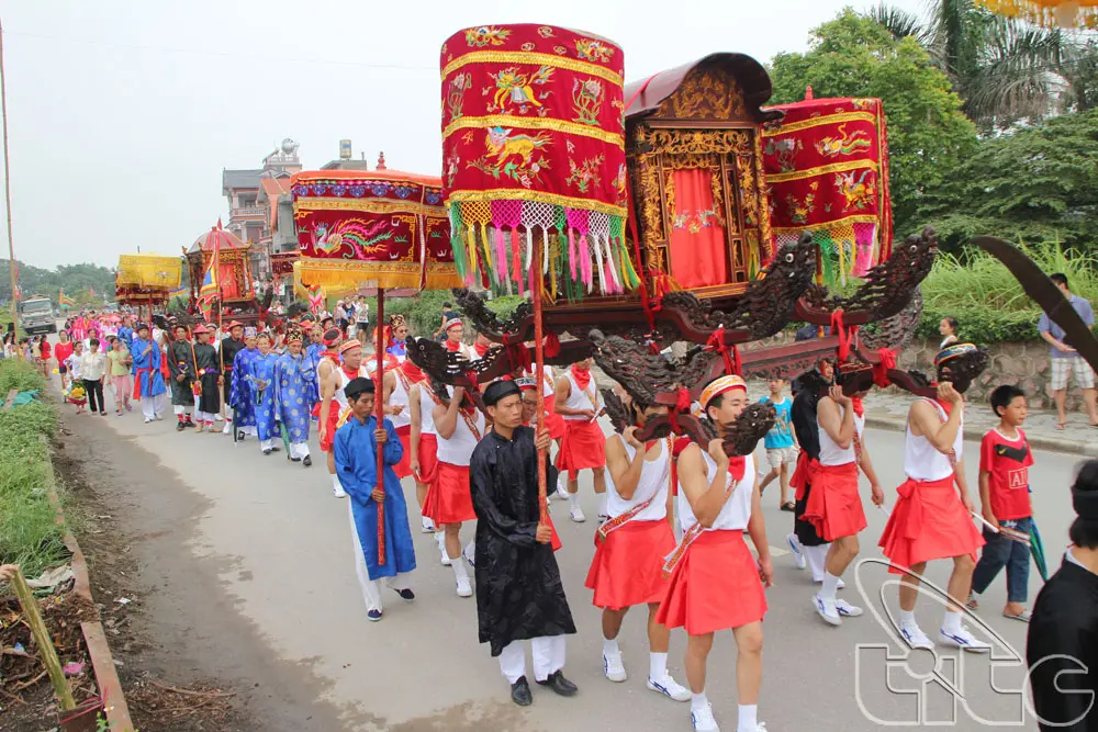 Kiệu rước Hội đình Chèm