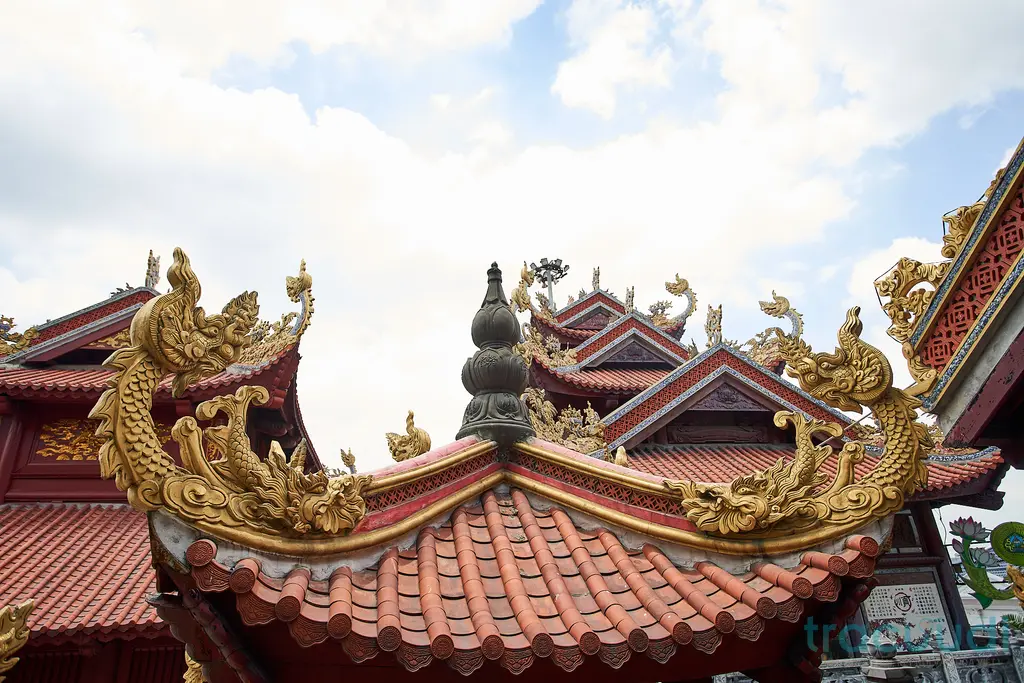 Kiên trúc mái di tích Chùa Thánh Quang