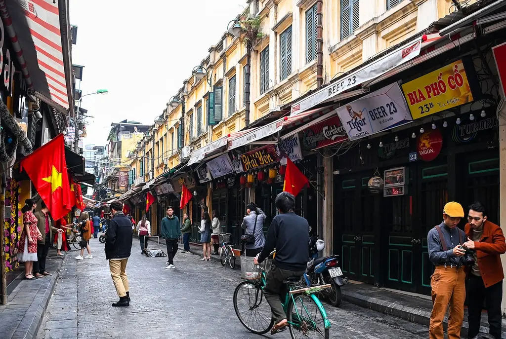 Khung cảnh tại Khu phố cổ Hà Nội