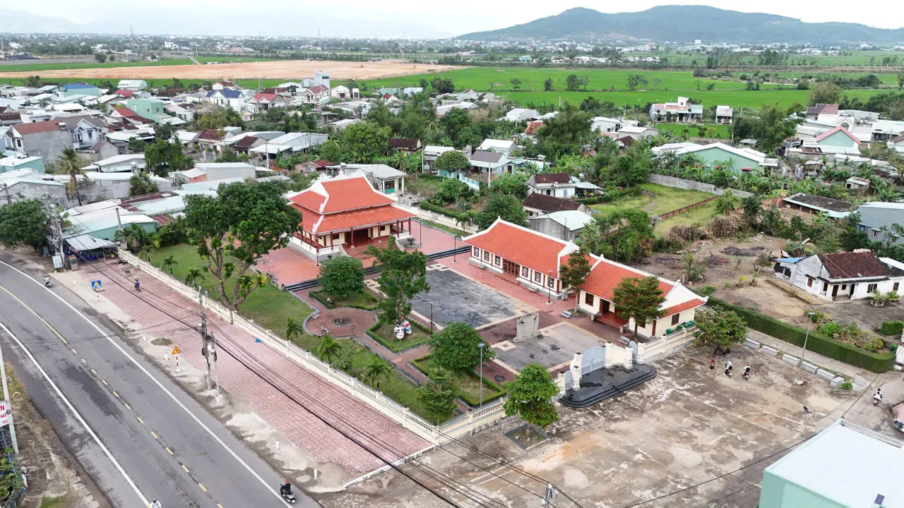 Toàn cảnh Đền thờ Danh nhân văn hóa Đào Tấn
