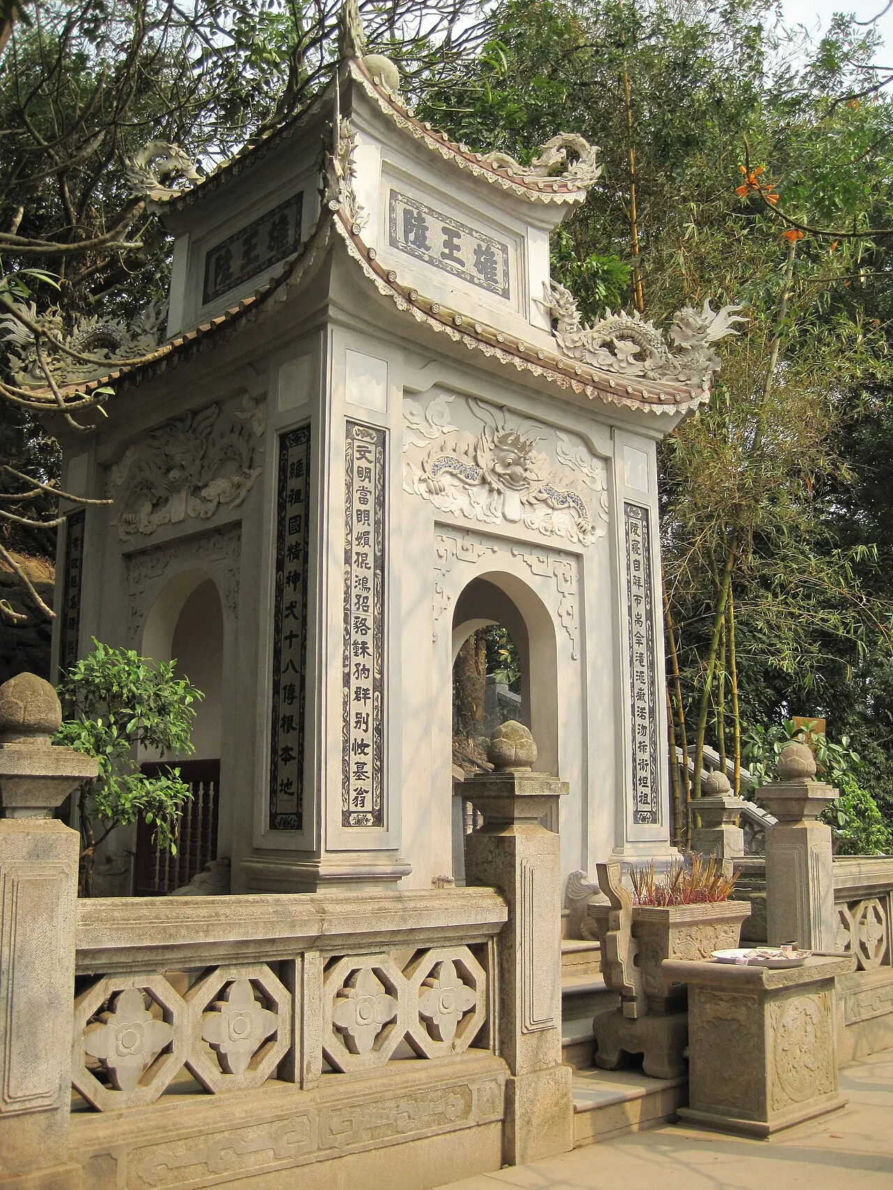 Lăng vua Hùng