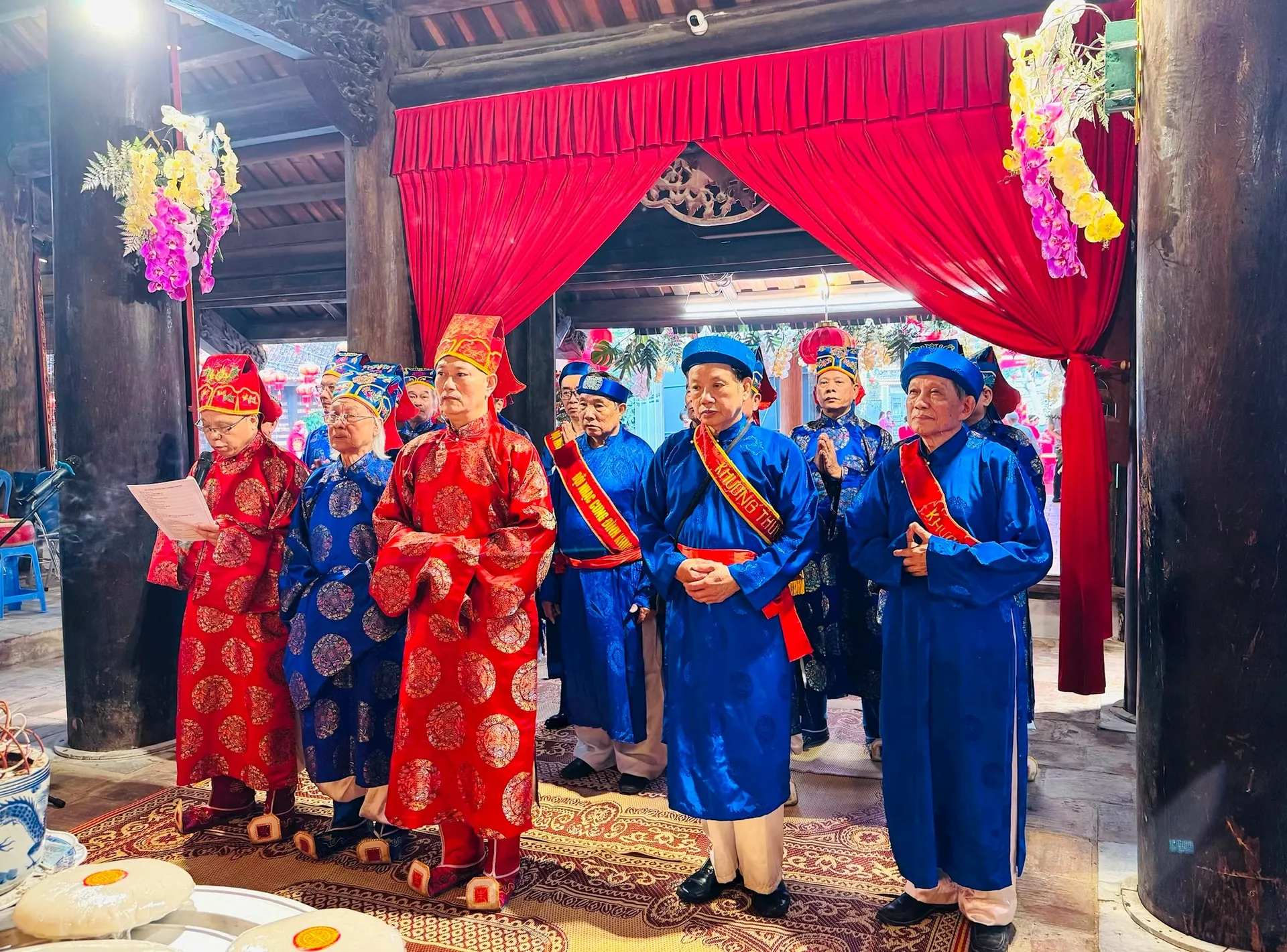Lễ tế cáo yết Thánh Hoàng tại Hội đình Khương Thượng