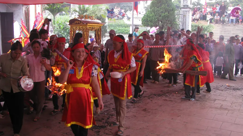 Nghi lễ tại Lễ hội đình Hạ Bì Hạ