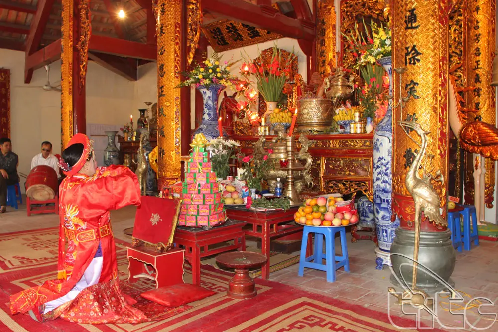 Lễ tế tại Hội đình Tứ Liên
