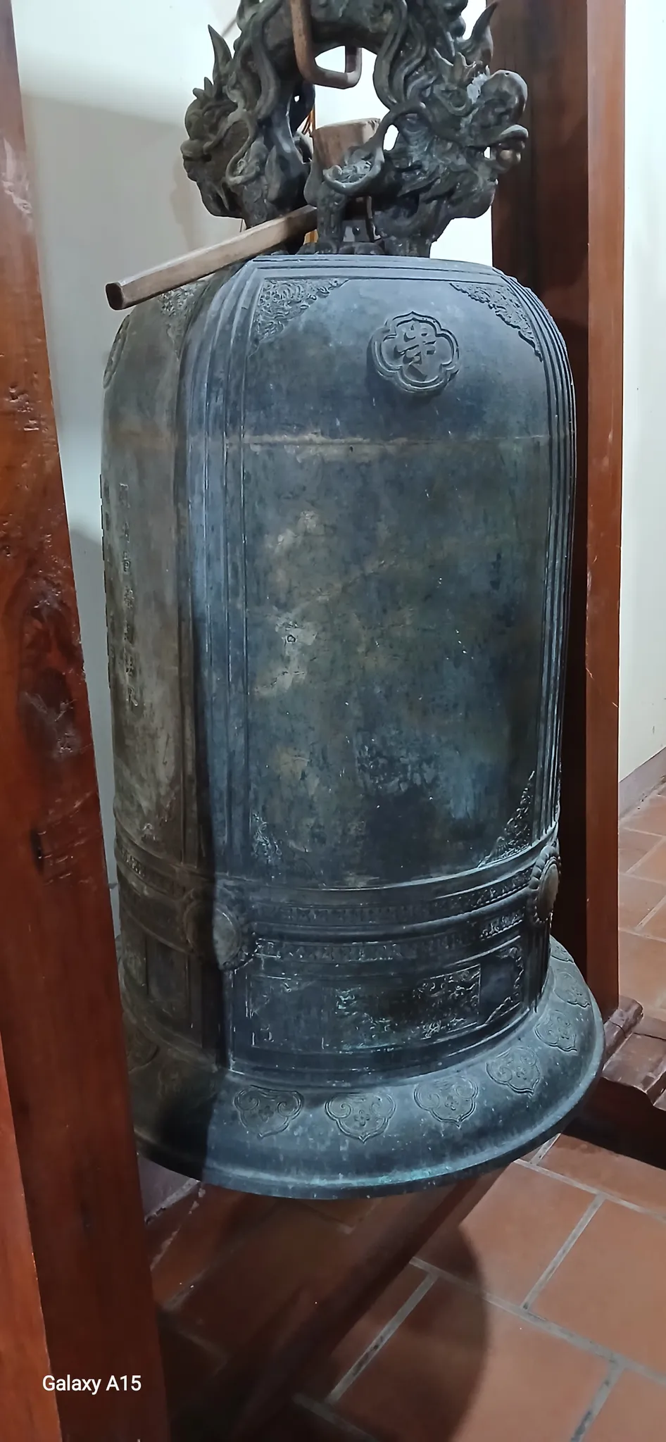 Chuông trong chùa Trầm