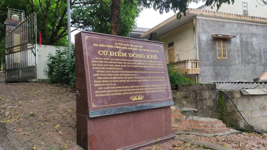 Bia di tích Địa Điểm Chiến Thắng Biên Giới Năm 1950