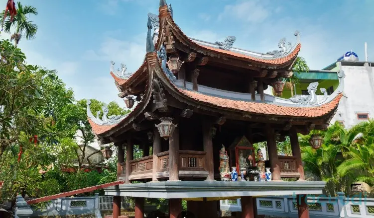 Gác chuông Chùa Quỳnh Đô