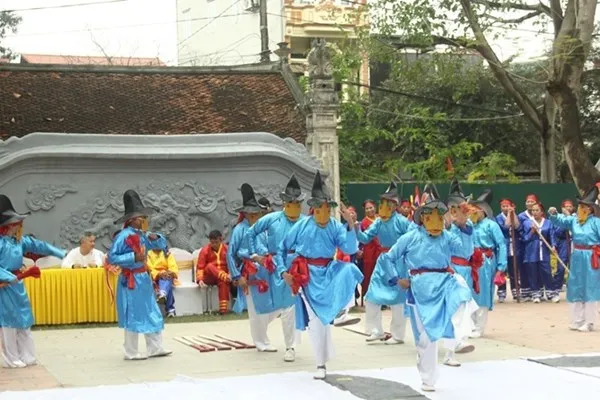 Trrình diễn nghệ thuật dân gian tại Lễ hội Thái miếu nhà Hậu Lê