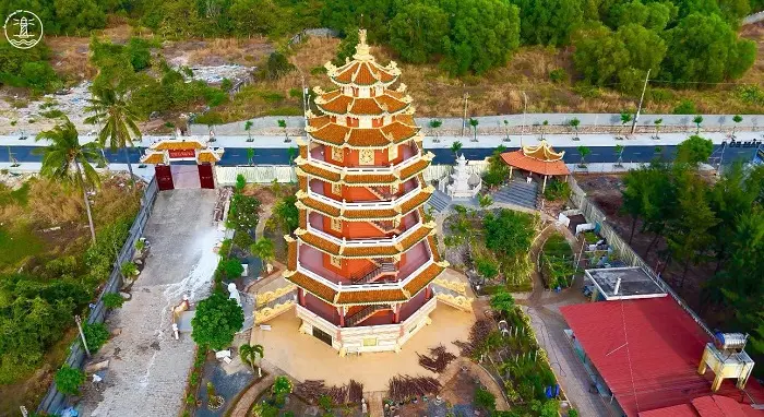 Bảo tháp tại Tịnh xá Ngọc Hải